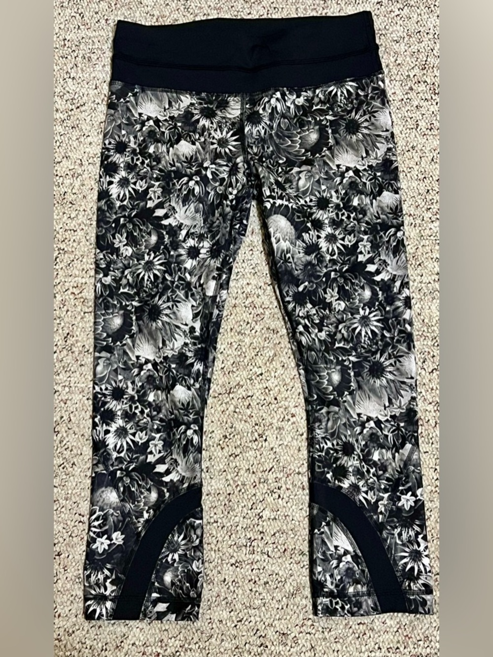 lululemon athletica Black & White Floral Capris